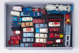 A collection of 34 assorted Corgi Toys diecast models, loose (34).