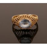 18ct gold ring set with aqua stone, size N, 4.2g: