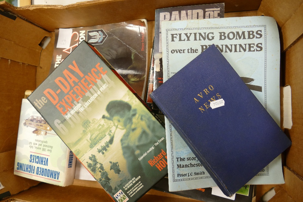 A large collection of War Theme Books, Manuals, Video's & pamphlets etc (3 trays) - Bild 4 aus 4