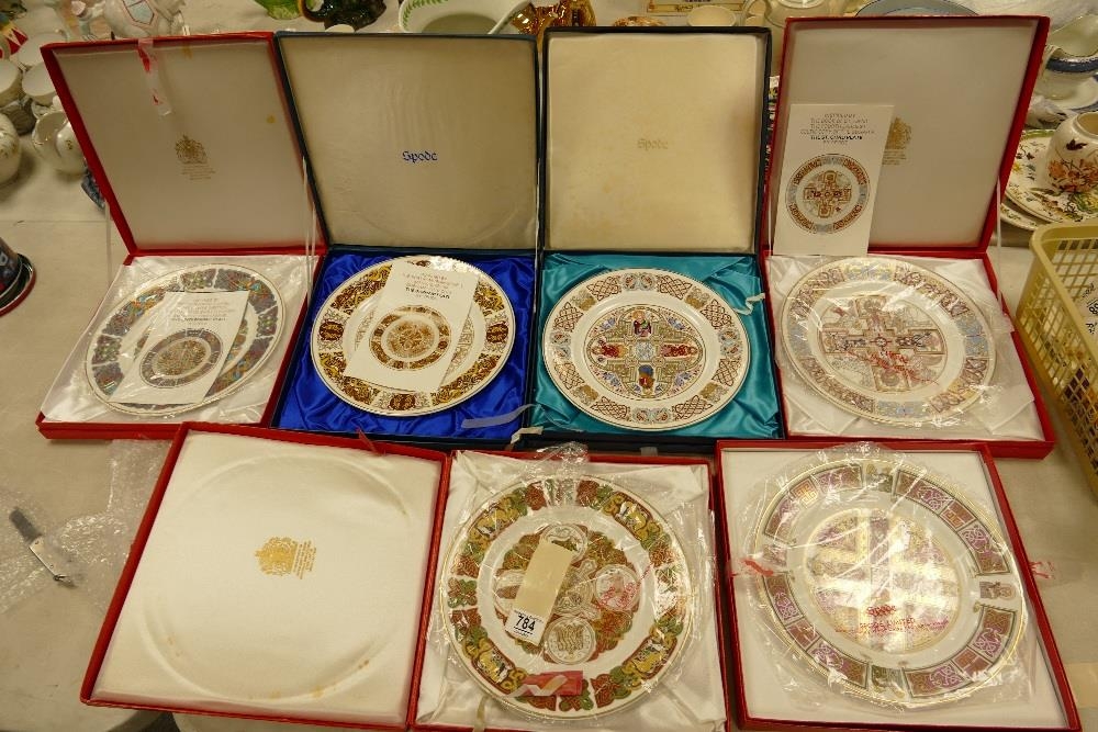 A collection of six Spode Religious Theme Wall plates: boxed(6)