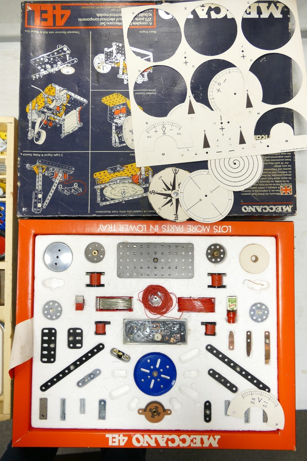 Meccano 4el Boxed Construction set: together with addition box, parts & manuals