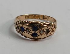 Victorian 9ct rose gold ring: set with blue & white stones, one blue stone missing, 1.7g.