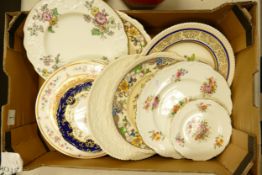 A mixed collection of Floral Decorated Cabinet & Dinner Plates including : Coalport, Royal