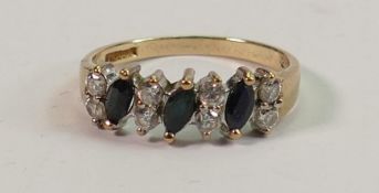 Ladies 9ct Gold Dress Ring: set with white & black stones, 2g, size O