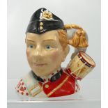 Royal Doulton intermediate character North Staffordshire drummer boy D7211: boxed with cert