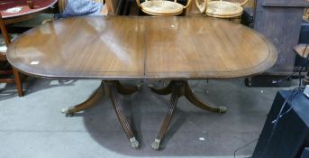 Extending Regency Style Dinning Table: complete with 2 leaves