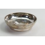 Modern silver dish: Weight 254 grams