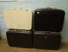 4 x vintage suitcases: