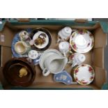 A mixed collection of items to include: Floral Decorated tea ware, Wedgwood Jasperware, Peter Rabbit