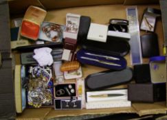 A collection of costume jewellery: cufflinks, pens etc (1 tray)