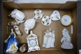 A mixed collection of items to include Old Country rose novelty items: mantle clock, damage Royal