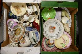 A mixed collection of items to include: Commemorative ware, Ornamental Vases, Decorative mugs etc (2
