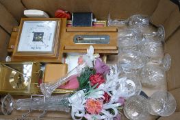 A mixed collection of items to include wooden barometer: mantle clock, flask, glasses etc ( 1 tray)