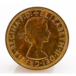 22ct gold Full Sovereign dated 1959: In excellent condition.