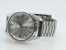 Seiko Sportsmatic Sea horse gentlemans wristwatch: Stainless steel case with steel bracelet.