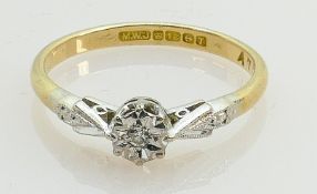 Ladies 18ct gold dress ring: Set with diamond stones, 2.8g, size P/Q.