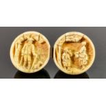 18/19th century Dieppe carved Ivory Diptych with Napoleonic scene: Diameter 5.5cm. Please note