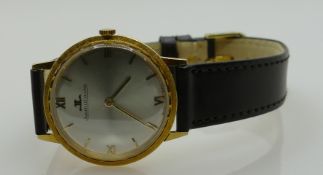 Jaeger le Coultre 18ct gold gentlemans vintage wristwatch: No 992836A, dial diameter 3.15cm with