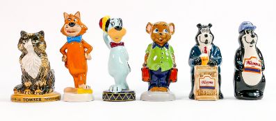 A collection of Wade figures: Including Hamms Bartender bear, Hamms bear, Ceramecca bear, Towser