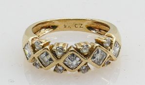 Ladies 9ct gold dress ring: Set with white stones, 4.6g, size M/N.