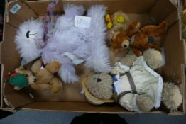 A collection of Quality Teddy Bears to include: Wellwood Bears, Merrythought Russ & Similar, largest