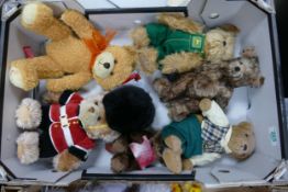 A collection of Quality Teddy Bears to include: Hamley's, Franklin Mint, Odd Bod Bears & similar,