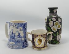 A mixed collection of items to include: Chinese Vase, Fine Staffordshire Ware Louisiana theme