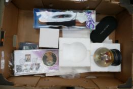Interesting Concorde related items plus other pieces: Includes Corgi Concorde models boxed, Concorde