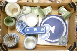 A mixed collection of Wedgwood items to include: large dark Blue Cabinet plate, Sage green vases,