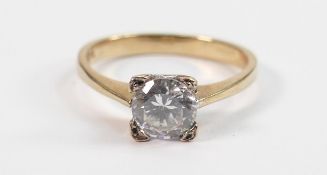 9ct gold hallmarked white stone solitaire ring: Size P, weight 2.7g.