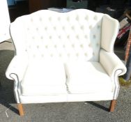 Icon Designs White Leather Effect Chesterfield Type 2 Seater Settee: length 130cm