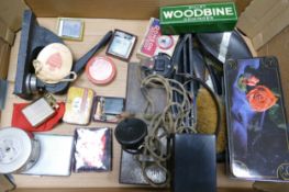 A mixed collection of items to include: Parker Beacon Cigarette lighter, Cigar Cutter, Ronson