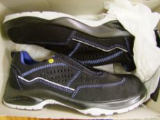 Boxed pair of Ruckenvital System safety trainers: size 43.