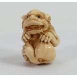 19th Century Chinese Carved Ivory Mythical Beast Netsuke : height 4.3cm