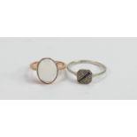 18ct white gold platinum diamond & sapphire ring and 9ct moonstone ring: weights 1.9g & 2.4g,