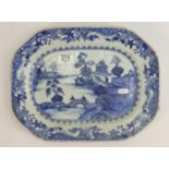 Chinese export ware blue & white oblong platter: Late 18th century / early 19th, measuring 35cm