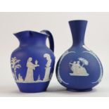 19th century Wedgwood dip blue vase & jug: Height of tallest 21cm. (2)