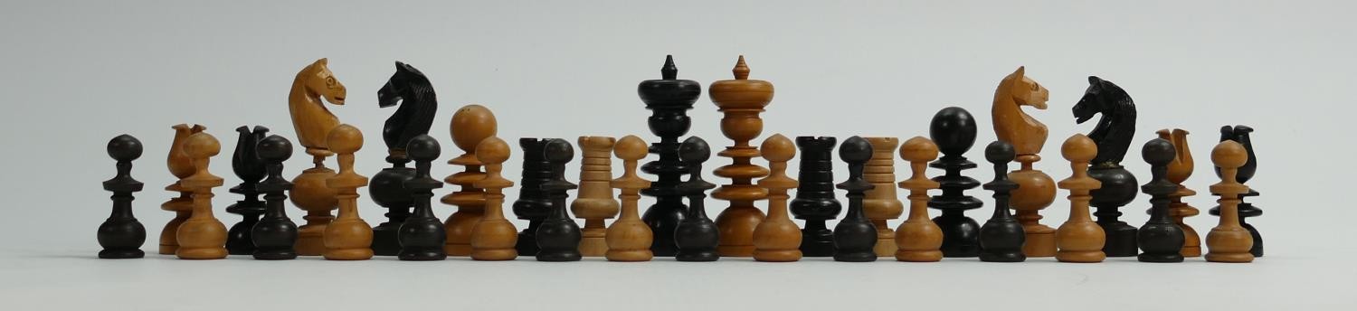 19th century St George pattern wooden chess set made up from an assortment of sets: Height of King - Image 2 of 3