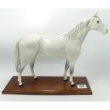 Beswick Large Grey Hunter 1734: on wooden plinth