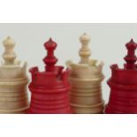 19th / Early 20th Century Century Carved Bone Chess set: height of king 6.8cm