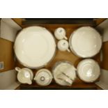 Wedgwood Cavendish patterned Tea & dinner ware to include: dinner plates, salad plates, cups &