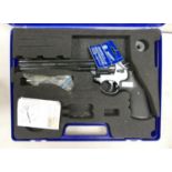 Umarex Smith & Wesson 586 8-inch .177 Air Pistol: in hard case