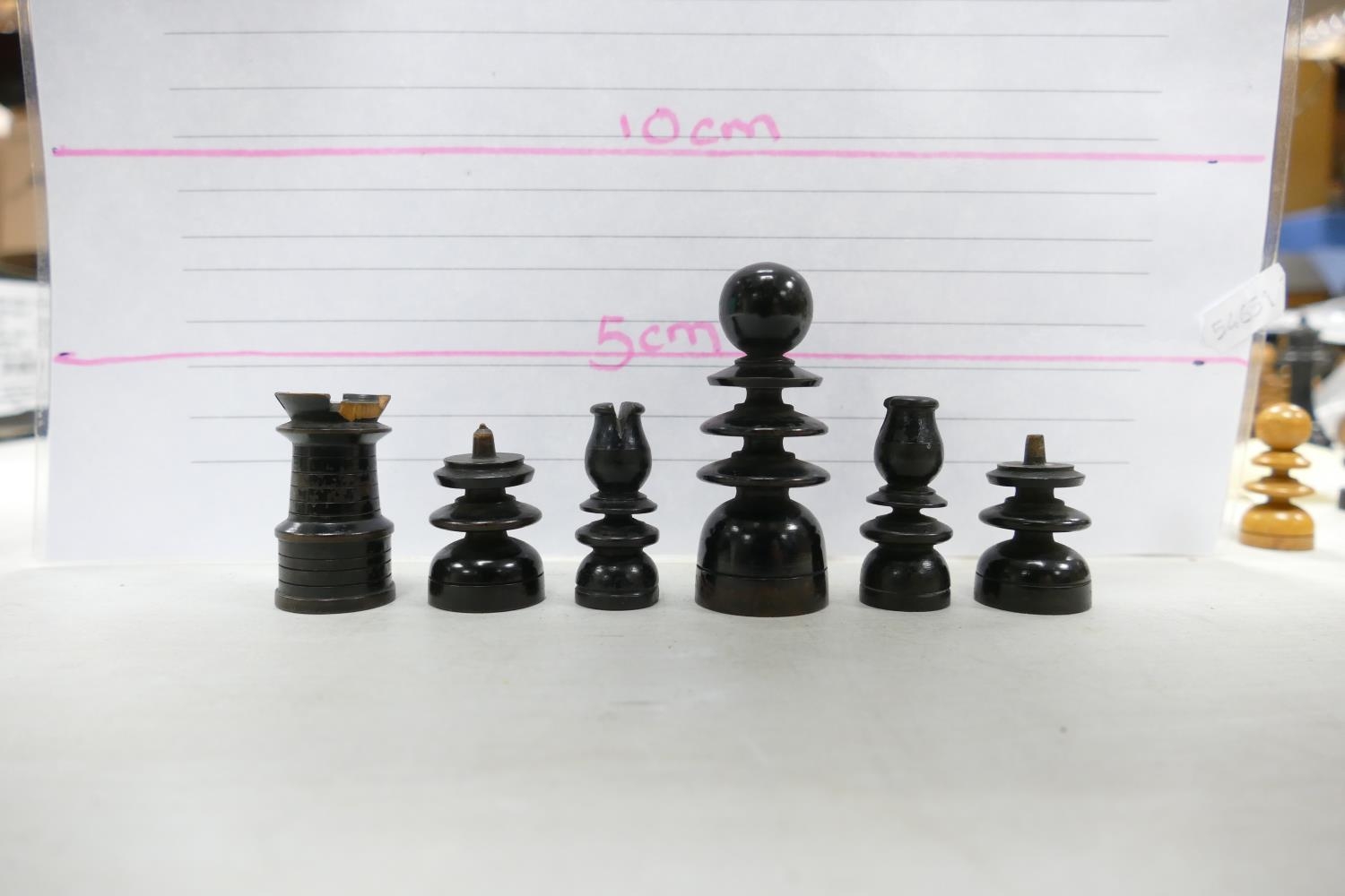 A collection of Early 20th Century Wooden Incomplete Chess Pieces: please see images for size and - Image 13 of 15