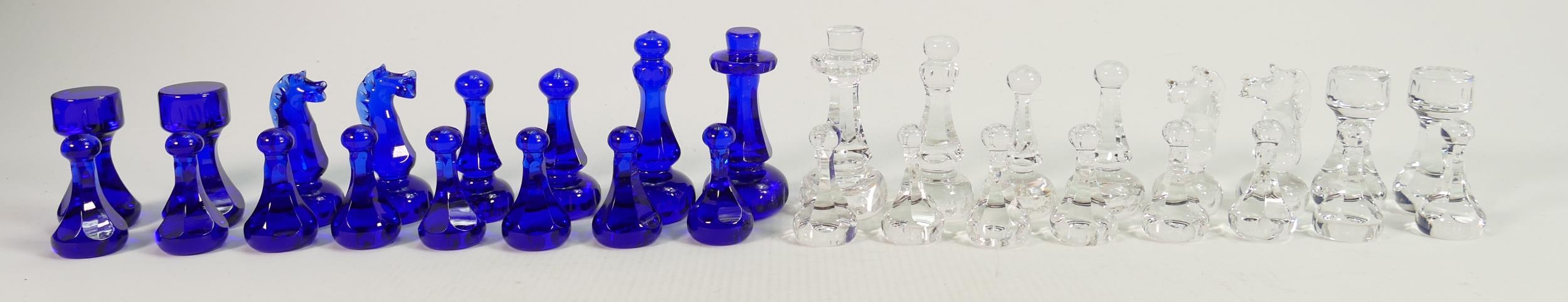 20th century Villeroy and Boch crystal glass chess set: height of king 7.4cm - Image 2 of 2