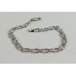 9ct white gold bracelet:weight 3.4g, length 18cm.