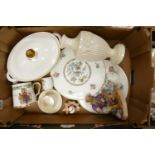 A mixed collection of items to include: Wedgwood Kutani Crane Cake Plates, Wedgwood Queensware