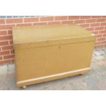 Large Painted Pine Blanket Box: on later set of wheels