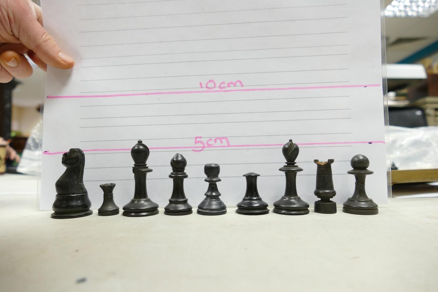 A collection of Early 20th Century Wooden Incomplete Chess Pieces: please see images for size and - Image 23 of 28