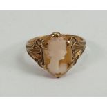 9ct gold ladies ring set with cameo, 2.6g: