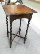 1930's Oak Occasional table on twisted legs: